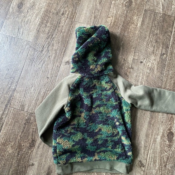 Nike Kids Boy's Fleece Camo Pullover Hoodie size small camouflage basketball - Picture 5 of 7